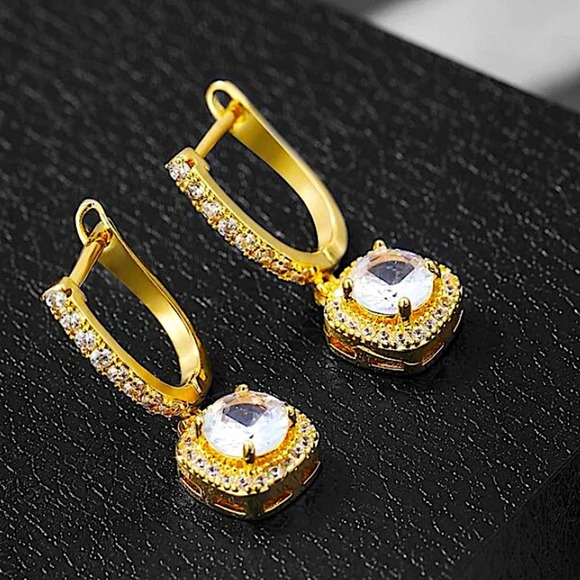 Gold Cubic Zircon Princess Square Cut Diamond Drop Dangle Earrings - Picture 3 of 4